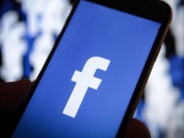 Facebook Removes Fake Accounts