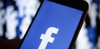 Facebook Removes Fake Accounts