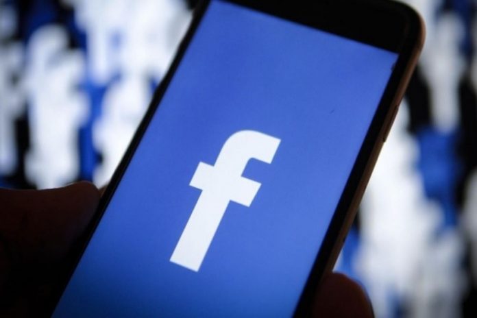 Facebook Removes Fake Accounts